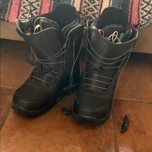 Burton Mint snowboard boots. Size 7